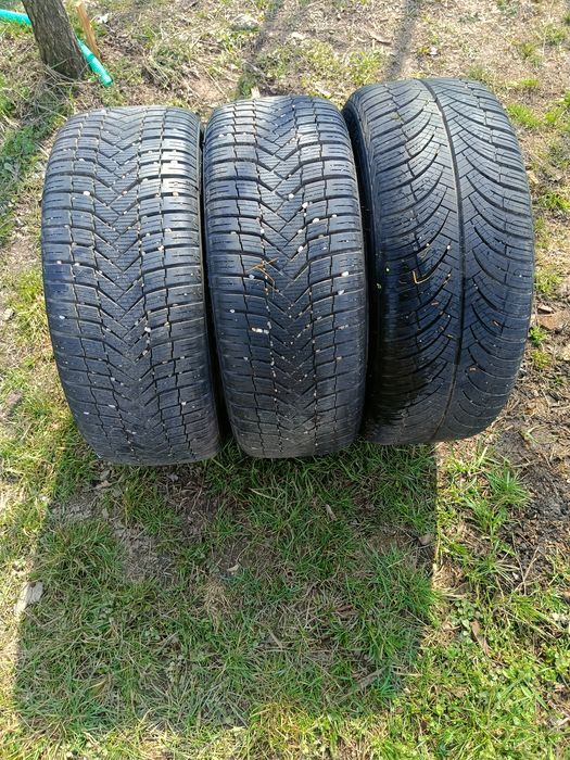 Se vând, 3 jante cu tot cu cauciucuri  All seasons