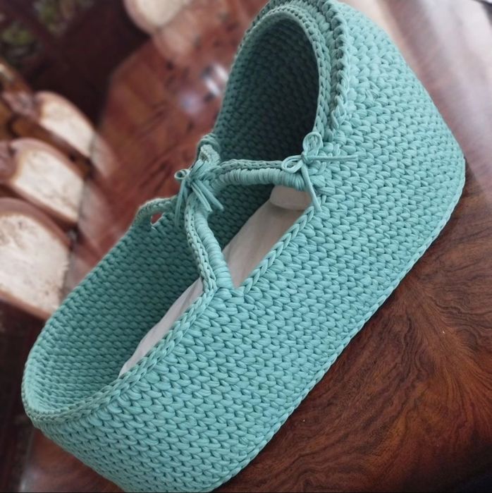 Qo'l mehnati. Sumkalar, belanchak, karzinkalar zakazga to'qib beramiz.