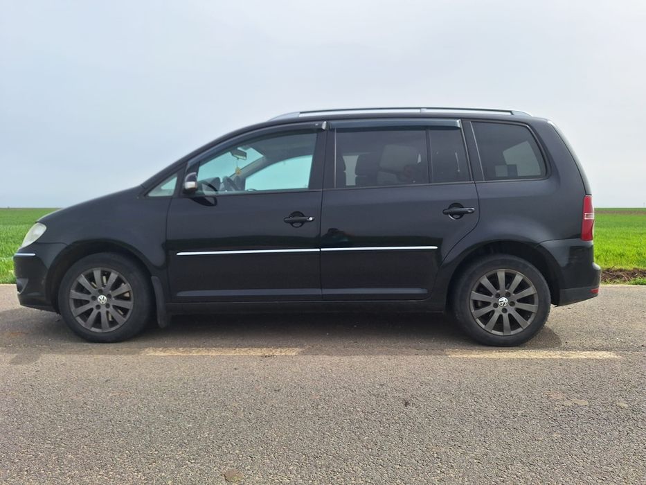 Vând VW Touran 7 locuri