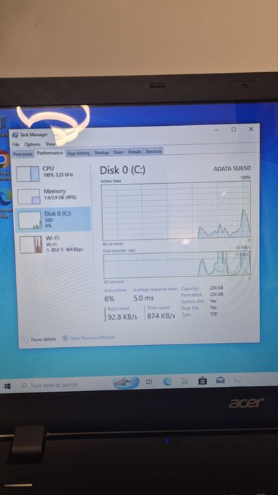 Laptop Acer Aspire cu tastatura defectă