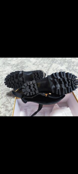 Продам ботфорты черные