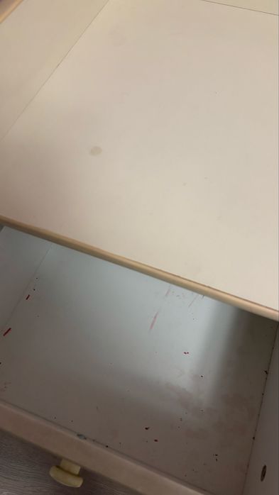 Комод за символичкую плату