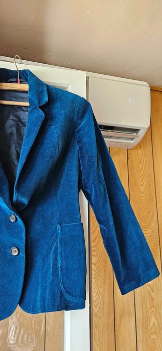 Дамско Синьо велурено сако – цвят кралско синьо ХС -С