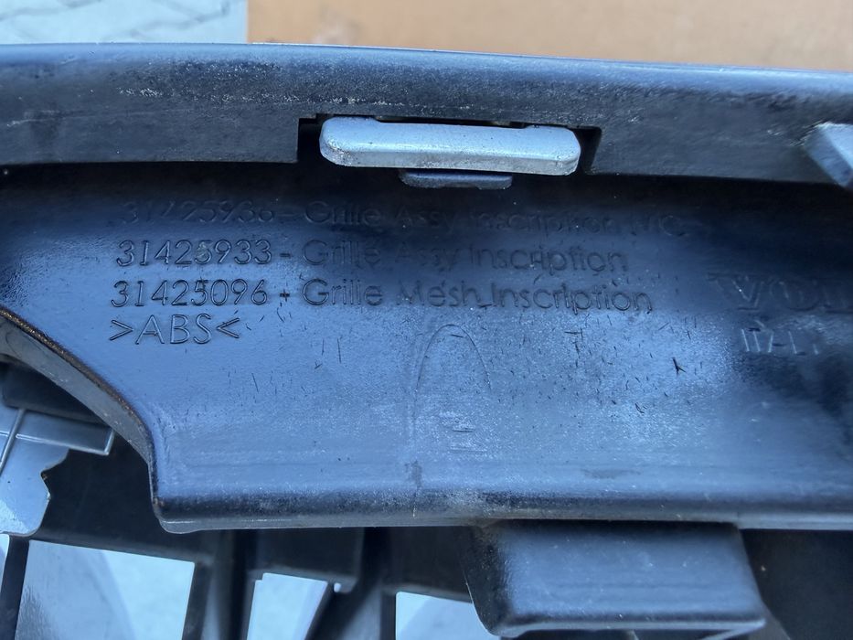 Grile VOLVO XC 90 2015-2024