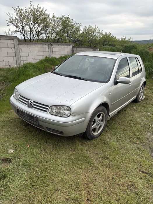 Dezmembrez Vw golf IV /1.6benzina an 2003
