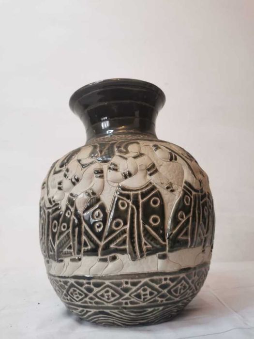 Vaza din lut cu tenta egipteana pictata manual