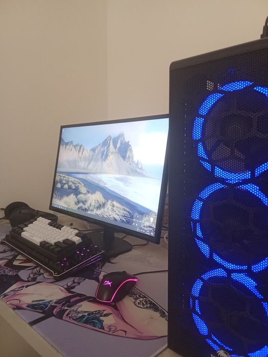 Продам игровой компьютер с комплектующими