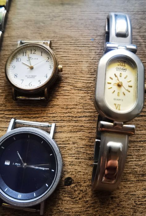 Lot ceasuri firme diverse