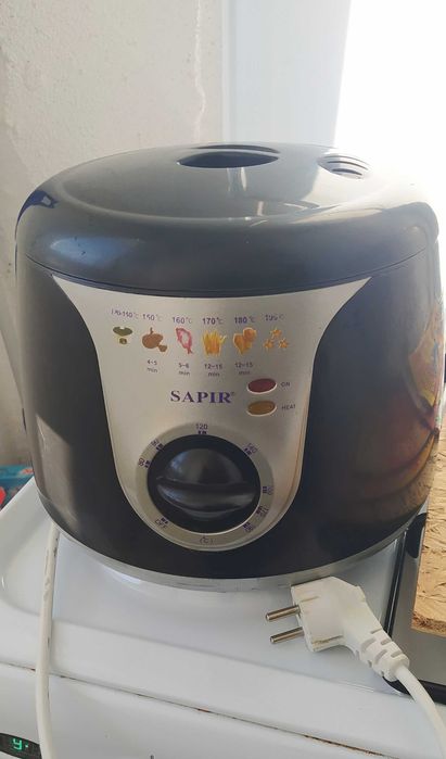 Фритюрник SAPIR SP 1980 C, 1300W, 2 литра,