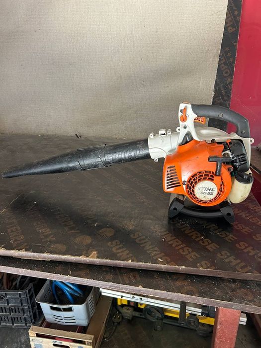 Духалка за гараж много мощна бензинова ЩИЛ SHTIL неразличим от нова