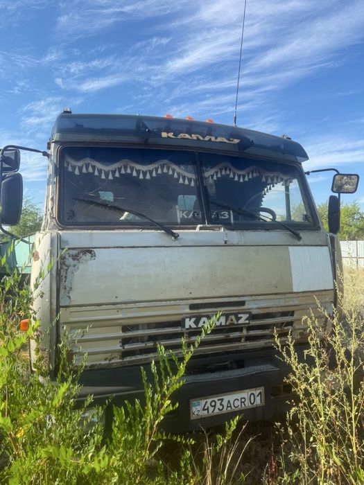 КАМАЗ 54115R с прицепом