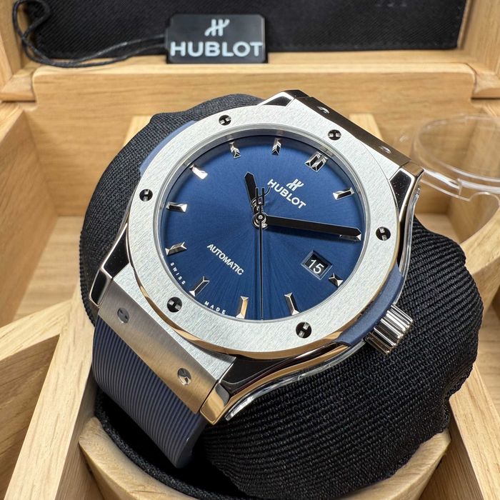 Hublot Classic Fusion Blue 42mm | 542.NX.7170.RX | TVA Deductib. 2025