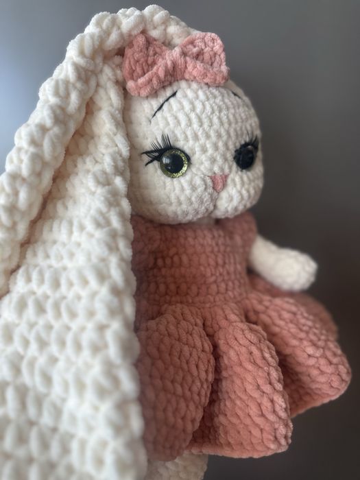 Зайче плетено на една кука