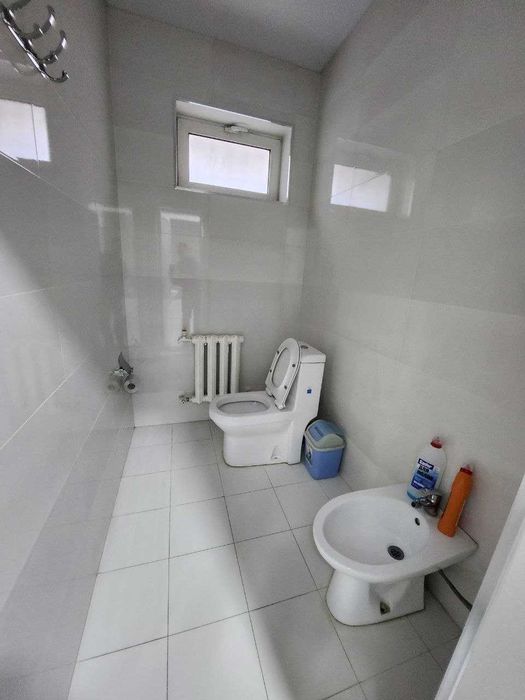 Аренда офиса (500 кв. метров) со своей парковкой