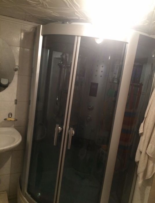 Два дома в одном участке