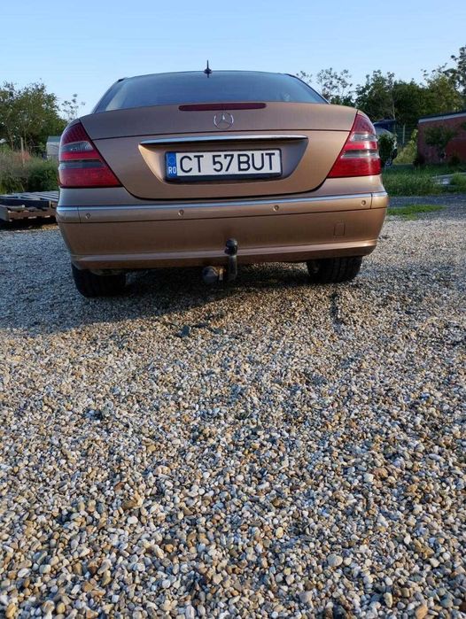 W211 Avantgarde, an 2004, 2,2 CDI, automat, softclose, Harman Kardon