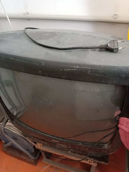 Телевизор Lg старая модель.