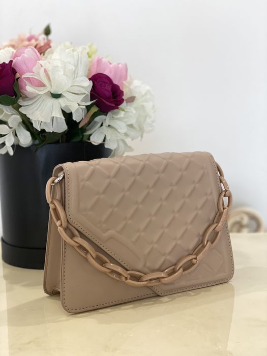 Стилни дамски чанти