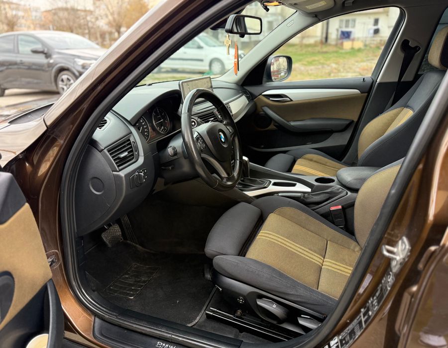 BMW X1 * X-Drive * Cutie Automată * Navi * Schimb