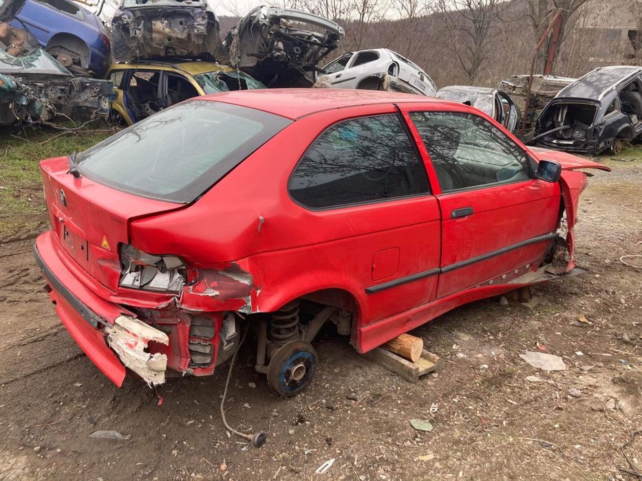 BMW 316i AT Kompact e36 1996  На Части