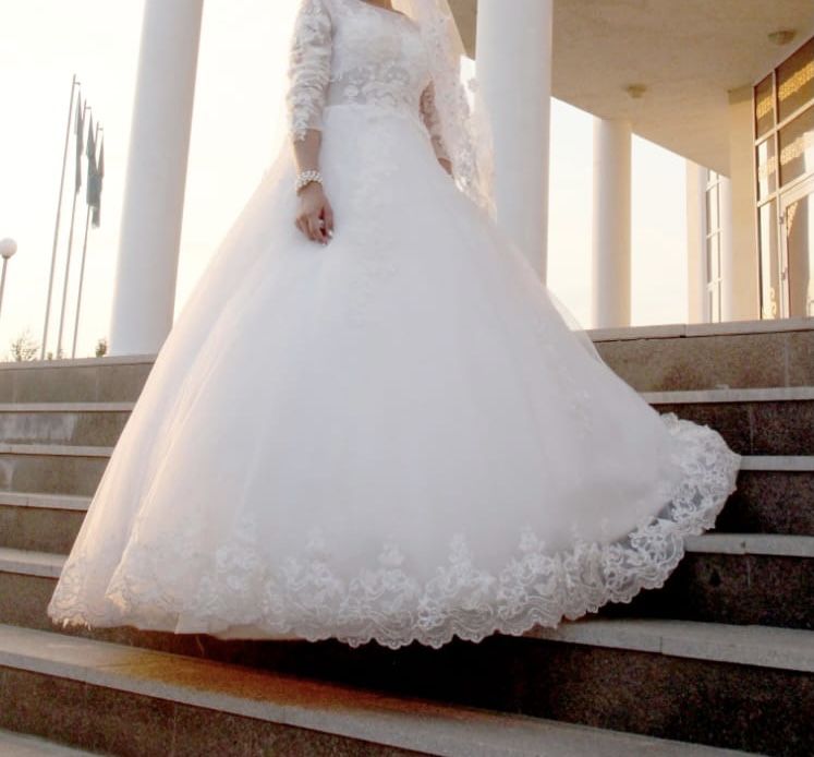 Свадебное платье