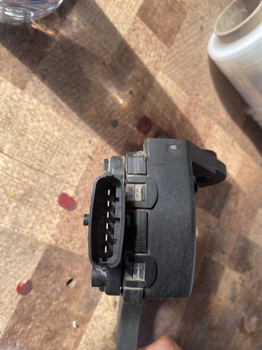 Потенциометър педал газ за хюндай киа 1.6 дизел