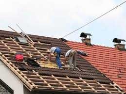 Reparatii sisteme acoperisuri, montaj tigla acoperis, hidroizolatii