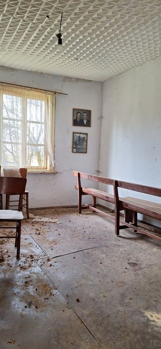 Продавам Къща с Двор/1500кв.м/  - с.Василовци обл.Софийска