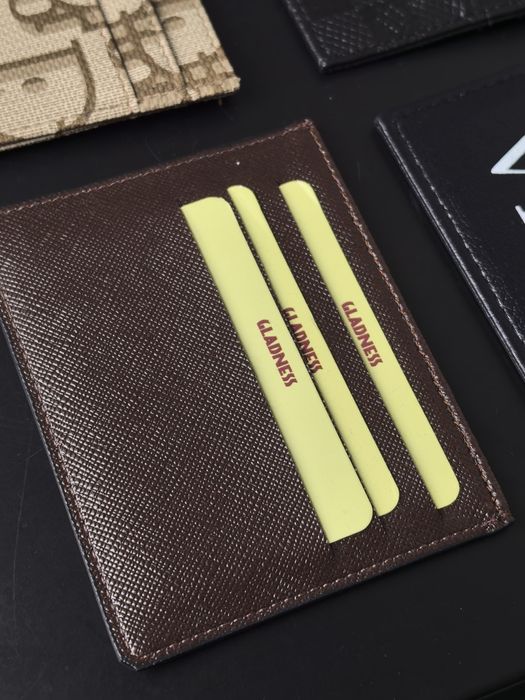 Кард холдъри ПРОМОЦИЯ