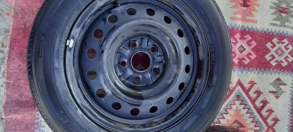 Продам диск и покрышка R16