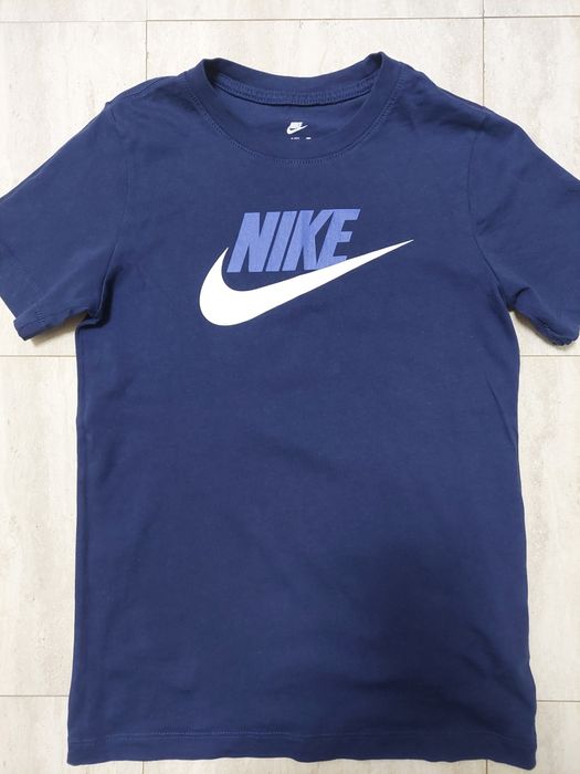 Tricou Nike 137-147