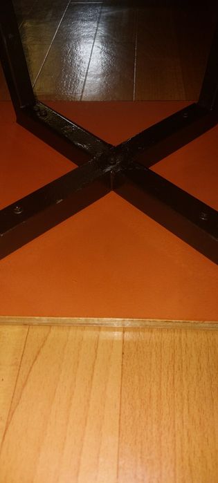 Табуретки  супер прочные