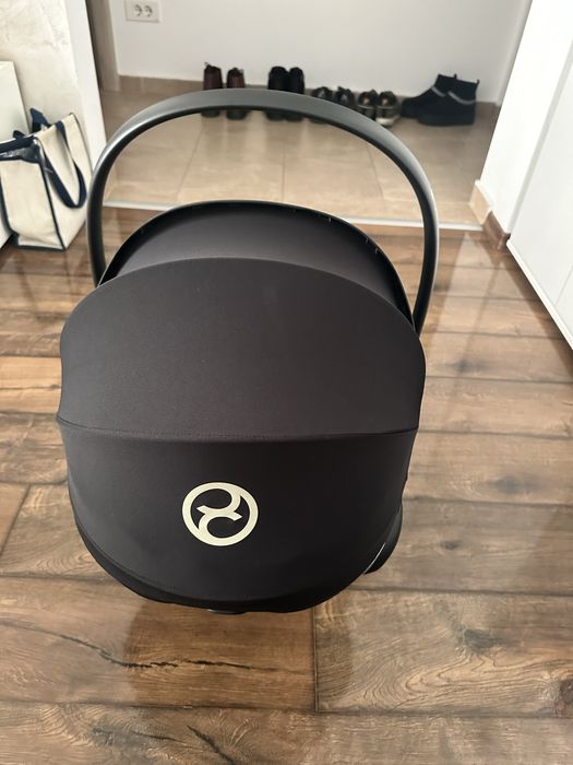 Scoica auto pentru copii Cybex Gold Cloud G i-Size Comfort