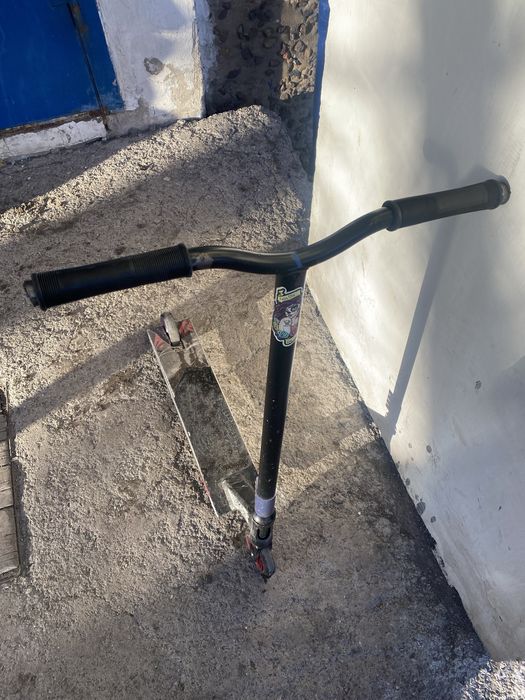 продам трюковой самокат