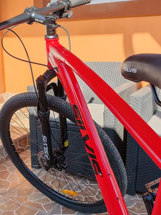 Bicicletă mountain bike