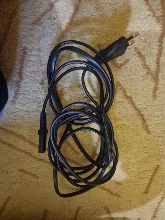 cablu de alimentare standard cu mufă C7