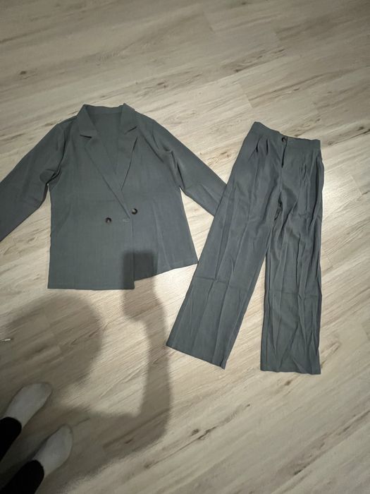 женские вещи продаются