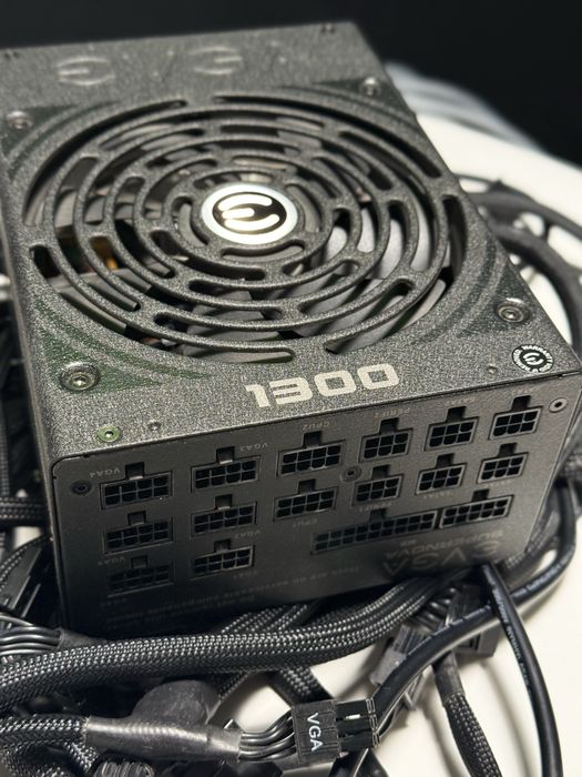 EVGA G2 1300w легендарный блок питания