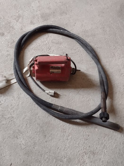 Vând  diverse  lucruri