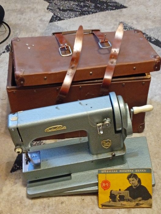 Швейная машина Белка
