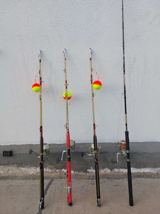 4 бр. Въдици с макари и калъфи