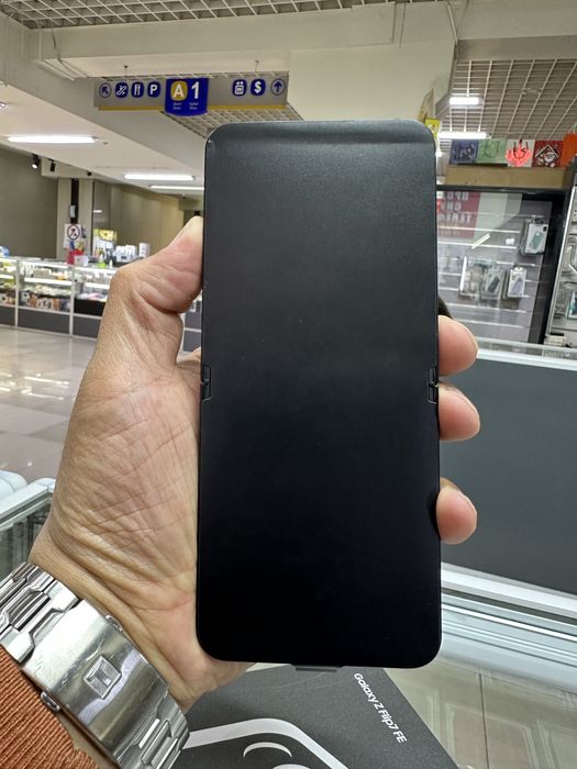 Samsung Z Flip 7 FE 256 GB