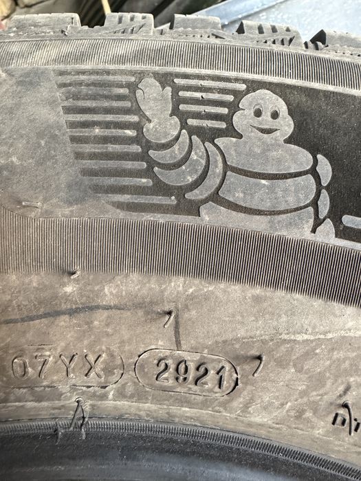 Шины Мишлен в отличном состоянии