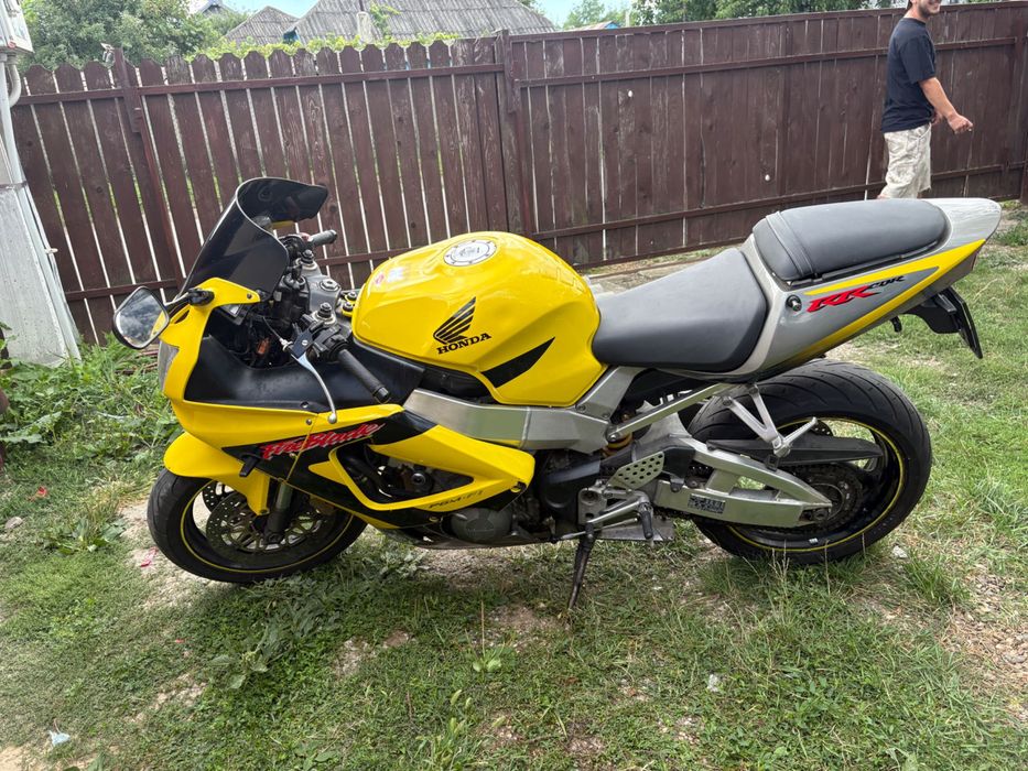 Motocicleta Honda FireBlade