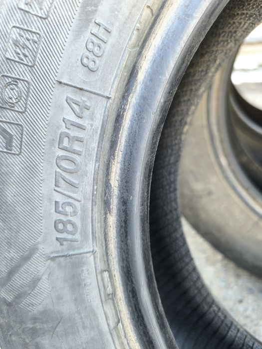 Продам шины летние .