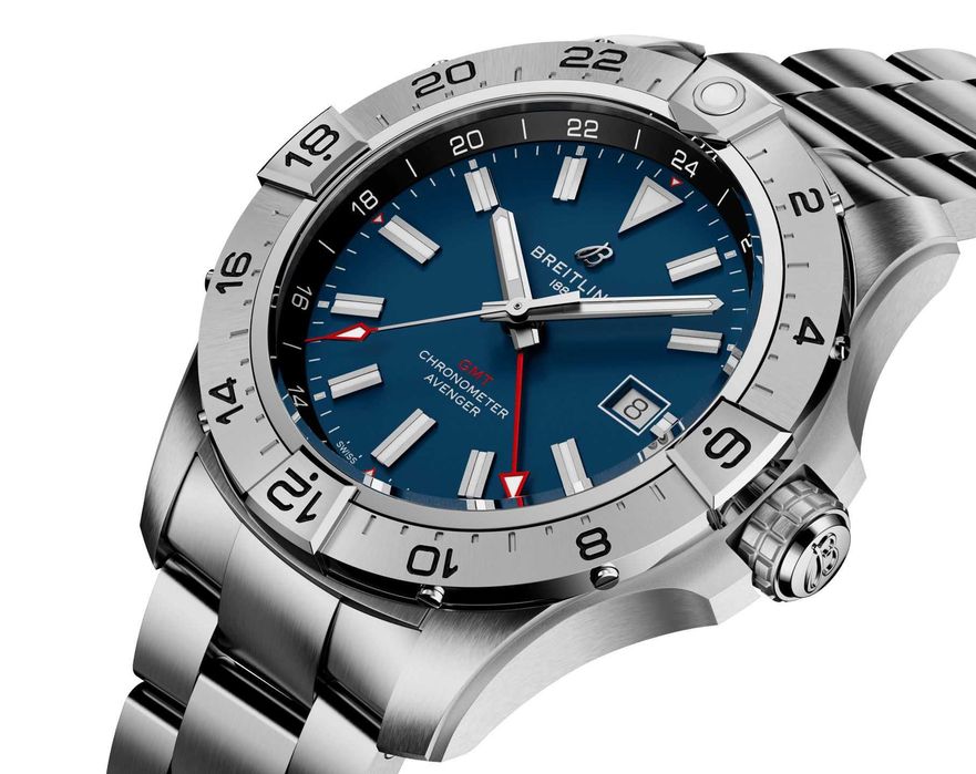 Breitling Avenger Automatic GMT 44 Нов Full Set Гаранция