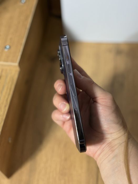 Продам  iPhone 14 PRO