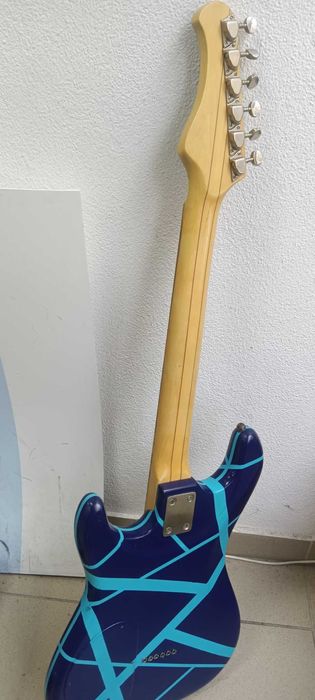 Superstrat китара специална колекция, може с кубе, процесор