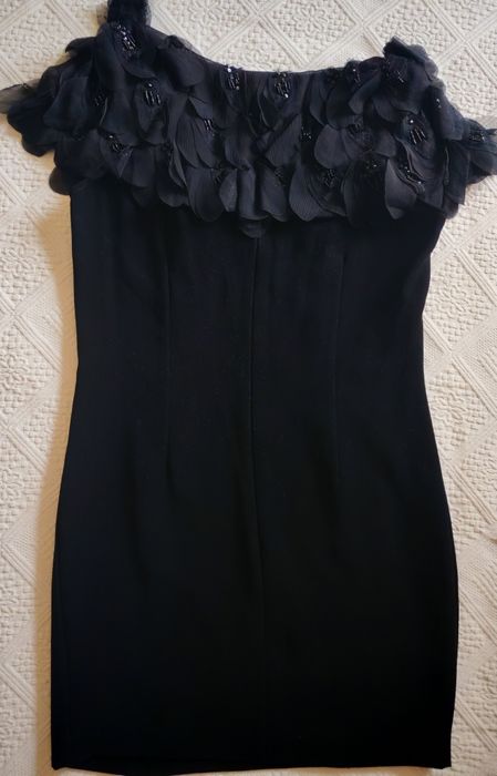 Rochie neagra mărimea 40 noua fără eticheta