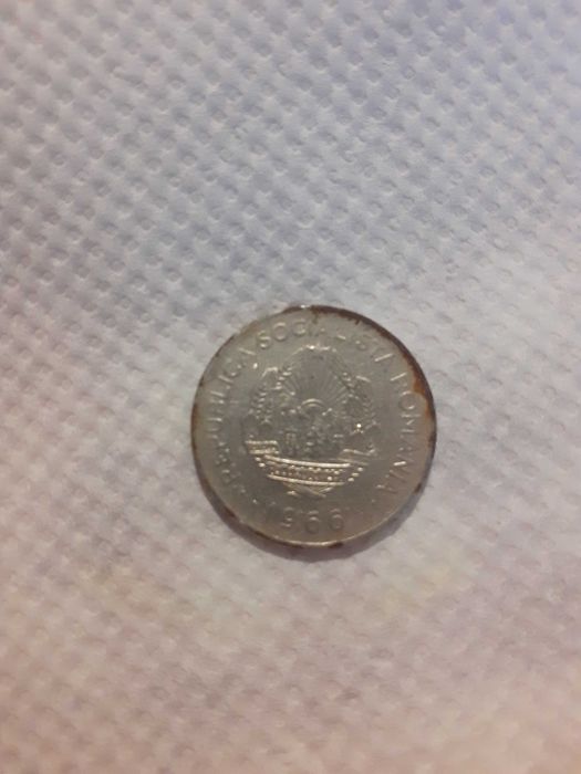Vănd o monedă de 1 leu din 1966